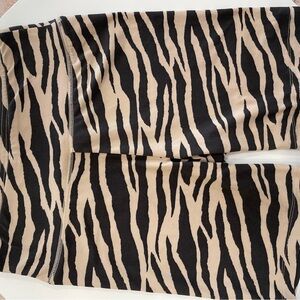 American Eagle Beige & Black Zebra shorts